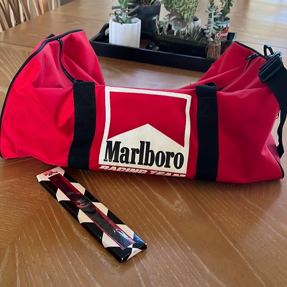 VINTAGE MARLBORO BUNDLE! - Watch + Duffel Bag